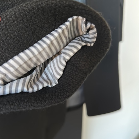 Kenneth Cole Wool Jacket - Size Medium - Picture 9 of 10